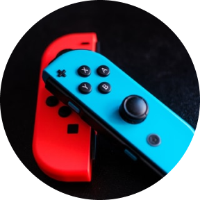 전자 기기 및 부품